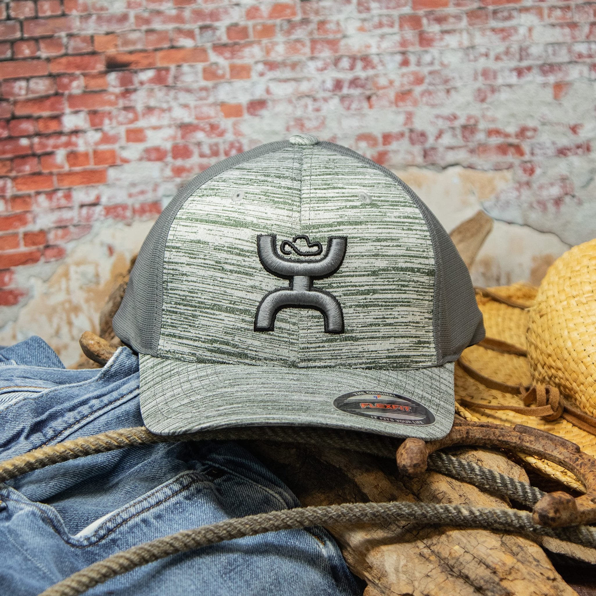 HOOEY Ash Flexfit Fitted Hat, Grey